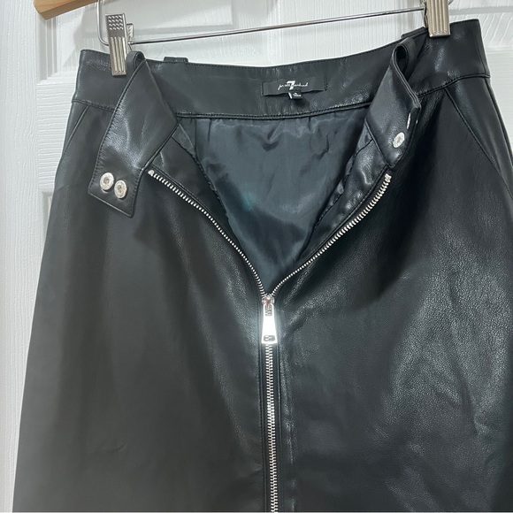 7 For All Mankind Black Vegan Leather Mini Skirt with Zipper Detail • Size Small - Picture 4 of 9